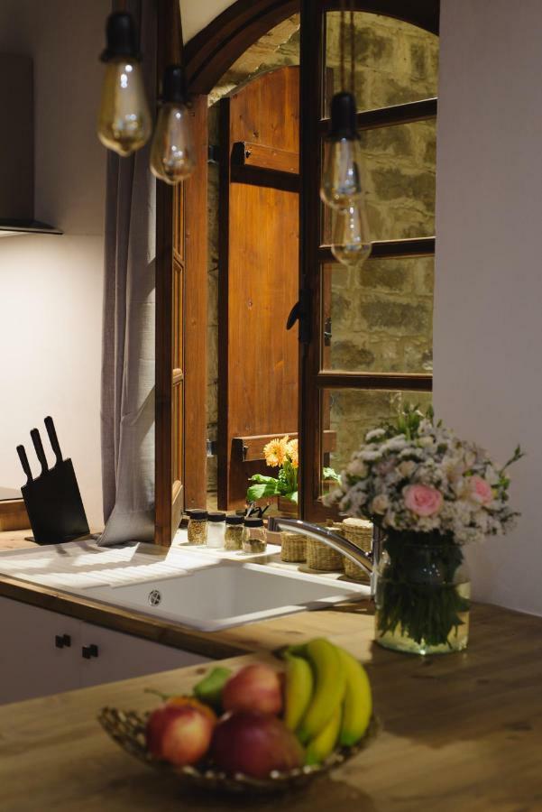 Serenity Boutique House Vouni Ngoại thất bức ảnh
