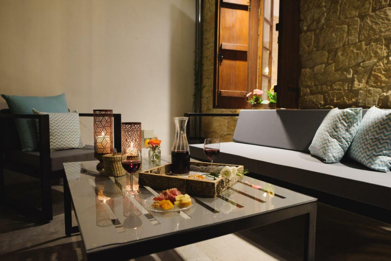 Serenity Boutique House Vouni Ngoại thất bức ảnh
