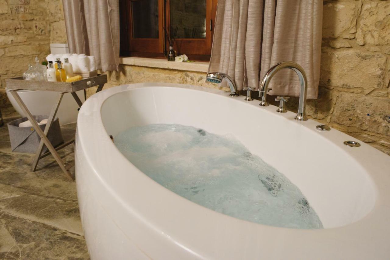 Serenity Boutique House Vouni Ngoại thất bức ảnh