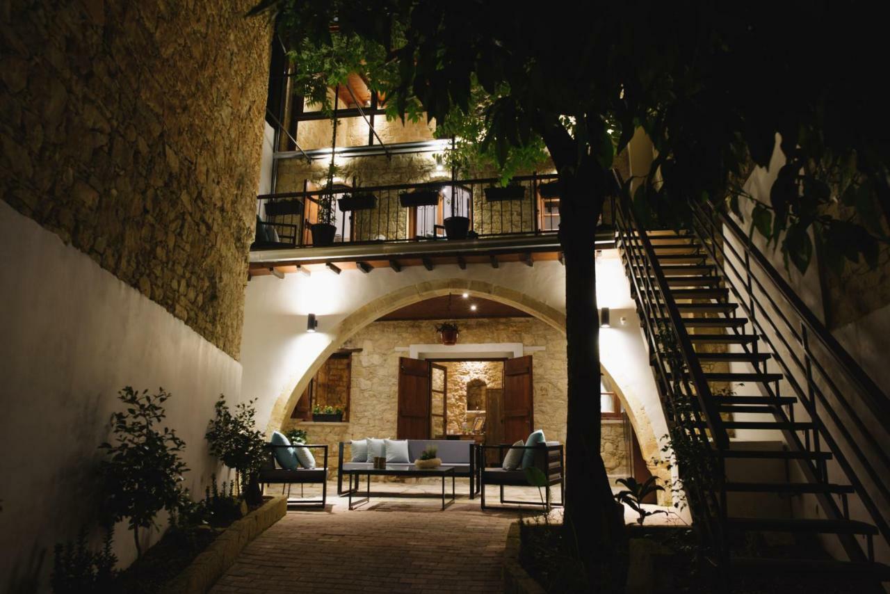Serenity Boutique House Vouni Ngoại thất bức ảnh